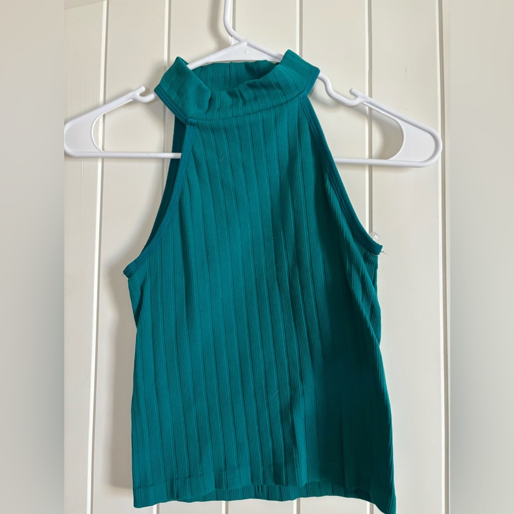 Teal turtle neck, never worn but fits good!